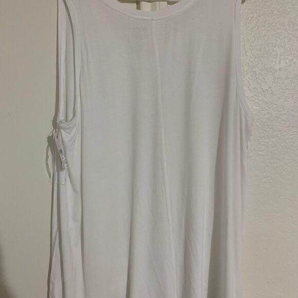 Lane Bryant Swing Tank - Picture 3 of 3